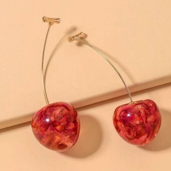 Bohemian cherry drop M49 - Picture 1 of 3